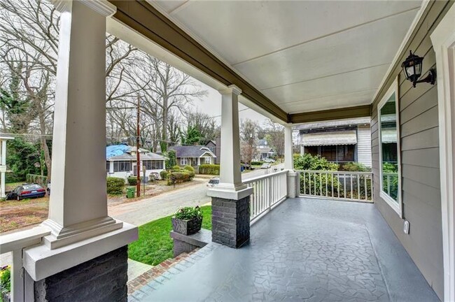 996 Palmetto Ave SW in Atlanta, GA - Building Photo - Building Photo