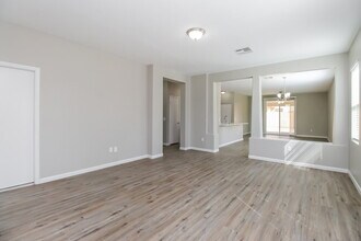 3974 E Latham Way in Gilbert, AZ - Building Photo - Building Photo