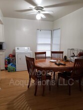 1308 N Travis St in Sherman, TX - Foto de edificio - Building Photo
