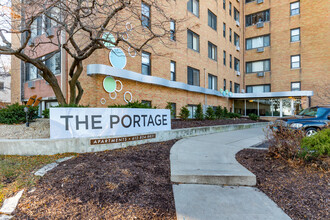 Portage Apartments in Minneapolis, MN - Building Photo - Building Photo