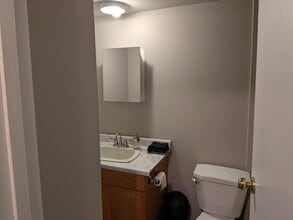 1755 No 9 Highway215 in Agassiz, BC - Building Photo - Building Photo