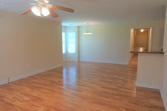 129 River Oaks Cir in Piedmont, SC - Building Photo - Building Photo