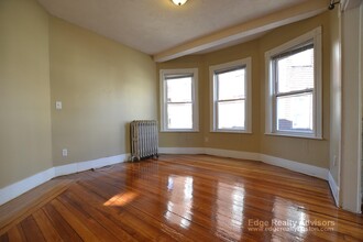 6 Haskell St, Unit 2 in Boston, MA - Building Photo - Building Photo