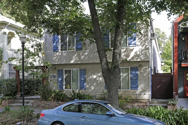 1721 Q St in Sacramento, CA - Foto de edificio - Building Photo