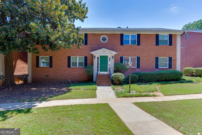 4282 Roswell Rd in Atlanta, GA - Building Photo - Building Photo