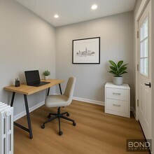 682 Onderdonk Ave in Queens, NY - Building Photo - Building Photo