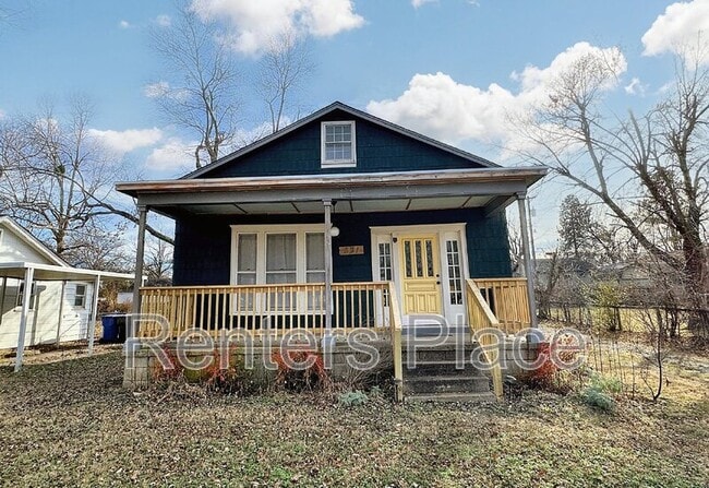 321 E Greeley St