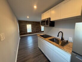 176 Court St in Plymouth, MA - Building Photo