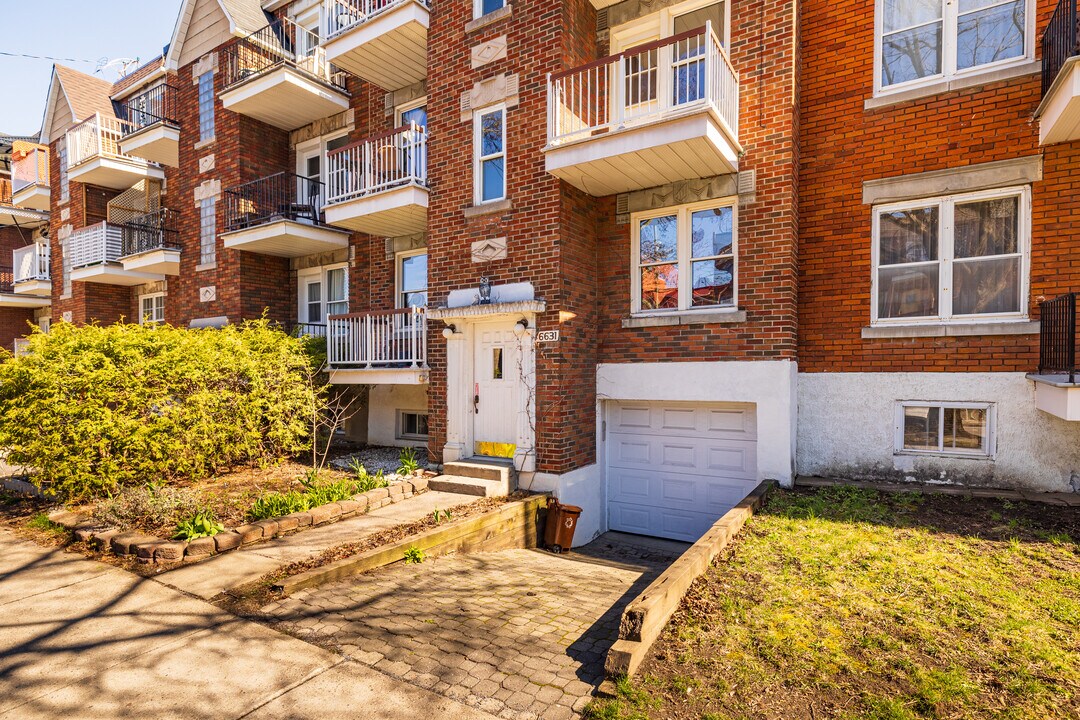 6631 De Lanaudière St in Montréal, QC - Building Photo