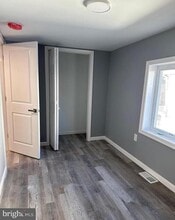 819 W 2nd St in Florence, NJ - Building Photo - Building Photo
