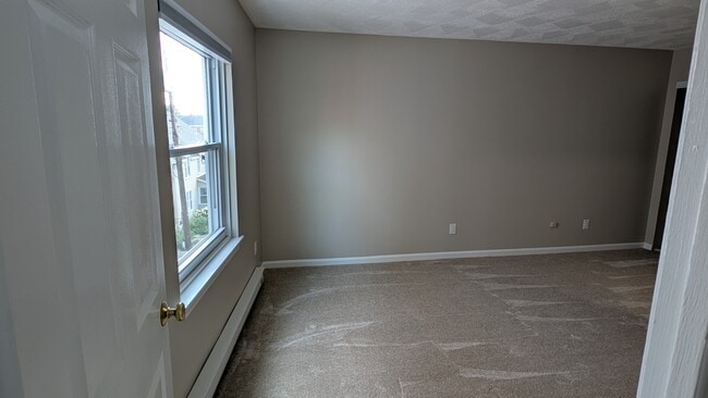 38 Central St, Unit 1 in Ipswich, MA - Building Photo - Building Photo