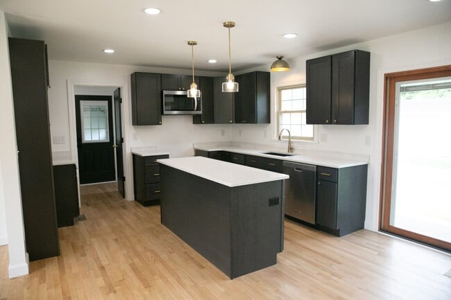 200 Sewanee Cir in Columbia, TN - Building Photo - Building Photo