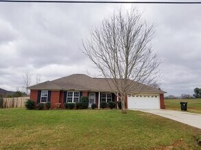 323 Willow Oak Dr in Harvest, AL - Building Photo - Building Photo