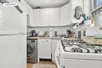 90 Lafayette Ave in Brooklyn, NY - Building Photo - Building Photo