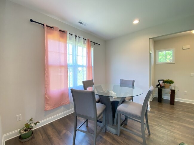 5499 Rosser Pittman Rd in Sanford, NC - Building Photo - Building Photo