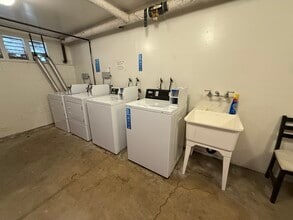 2211 Carleton St in Berkeley, CA - Foto de edificio - Building Photo