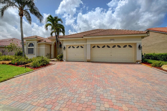 9456 Lake Serena Dr in Boca Raton, FL - Building Photo - Building Photo