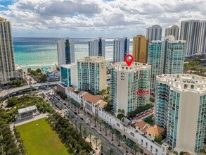 200 Sunny Isles Blvd, Unit 2-1204 in Sunny Isles Beach, FL - Building Photo - Building Photo