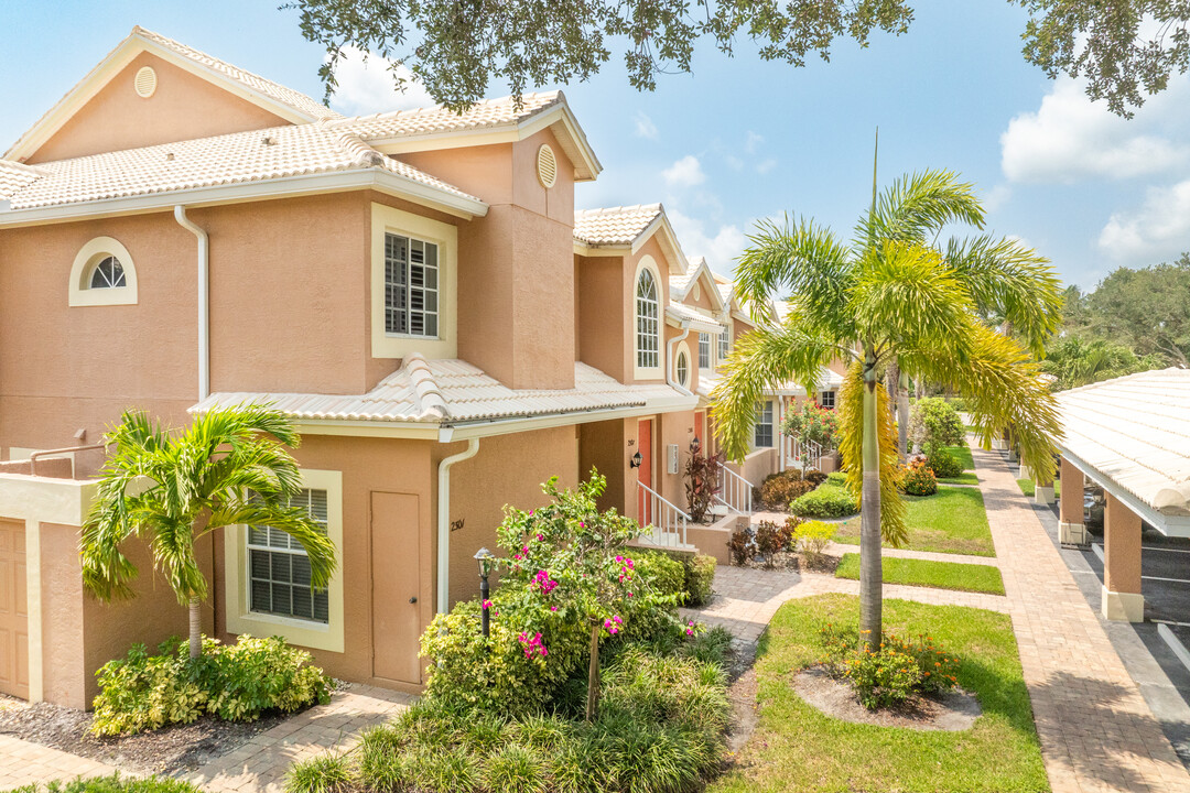 Waterford-Cavendish Court Condominiums in Bonita Springs, FL - Building Photo