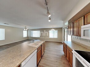 15472 W Statler Cir in Surprise, AZ - Building Photo - Building Photo