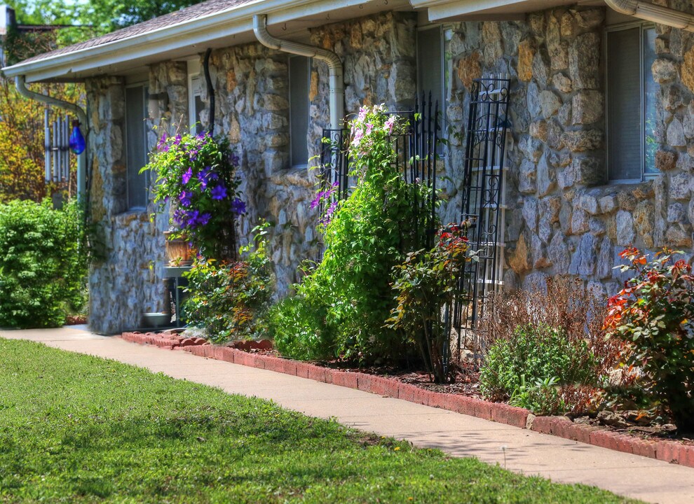 4025 Sheridan Rd, Unit D in Bartlesville, OK - Foto de edificio