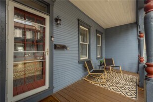 1207 Linden Pl in Pittsburgh, PA - Building Photo