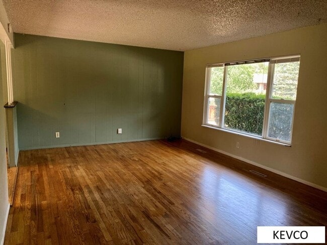 1113 Hillcrest Dr in Fort Collins, CO - Building Photo - Building Photo