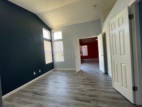 3513 Birchdale Way in Antelope, CA - Building Photo - Building Photo