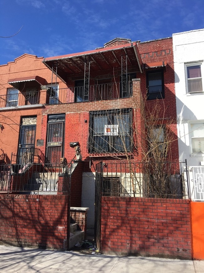 1211 Manor Ave in Bronx, NY - Building Photo - Primary Photo