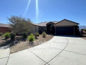 74049 Kingston Ct W in Palm Desert, CA - Building Photo - Building Photo