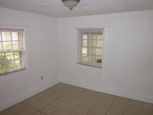 309 NW 11th St in Gainesville, FL - Building Photo - Building Photo