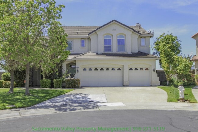 property at 2400 Snowy Egret Ct