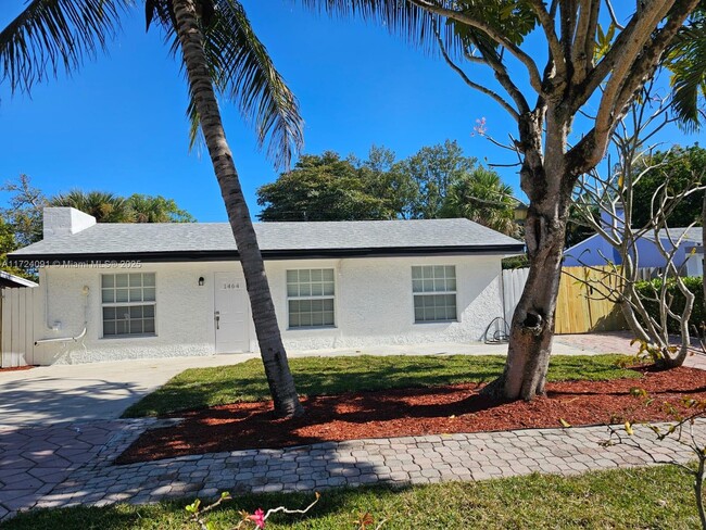 1464 SW 26th Ave in Fort Lauderdale, FL - Building Photo - Building Photo