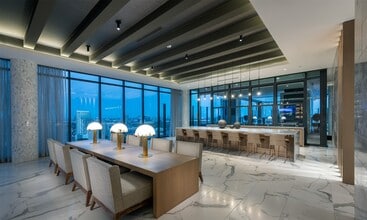 1770 S Post Oak Ln in Houston, TX - Building Photo - Building Photo