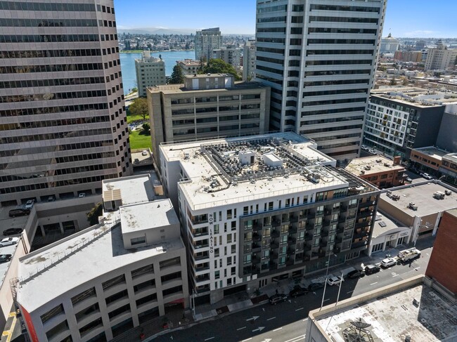 Residences at Lake Merritt in Oakland, CA - Building Photo - Building Photo