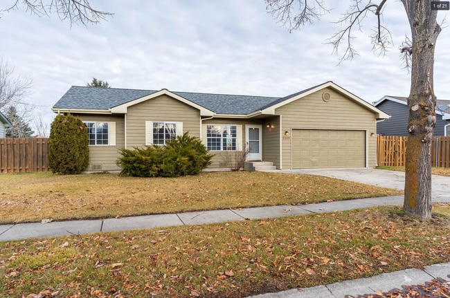 property at 2209 Teal Dr