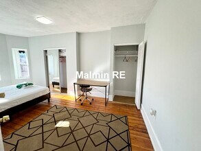 94 Mount Pleasant Ave, Unit 2 in Boston, MA - Building Photo - Building Photo