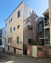 378-382 Vallejo St in San Francisco, CA - Building Photo - Building Photo