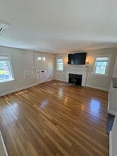7 Westbrook Cir in Worcester, MA - Building Photo - Building Photo