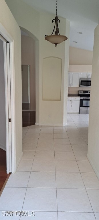 property at 8211 Ibis Cove Cir