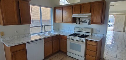 2119 Raspberry Hill Rd in Las Vegas, NV - Building Photo - Building Photo