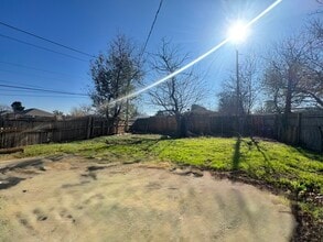 9111 N Walker Ave in Oklahoma City, OK - Foto de edificio - Building Photo