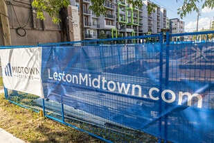 Midtown Estates Apartments in Edmonton, AB - Building Photo