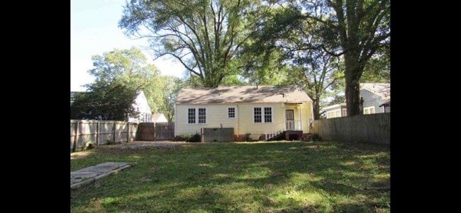 3415 Northview Dr in Jackson, MS - Building Photo - Building Photo