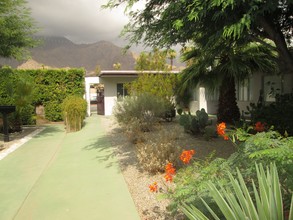 El Prado/Desert Villa in Palm Springs, CA - Building Photo - Building Photo