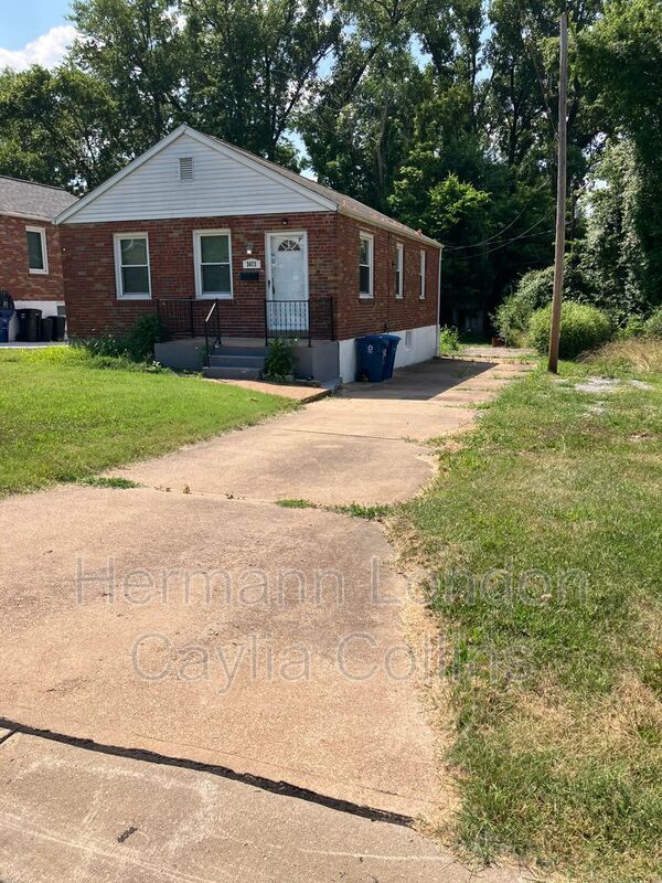 3673 Park Lawn Dr in St. Louis, MO - Building Photo - Building Photo
