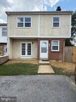 1406 Flanders Way in Newark, DE - Building Photo