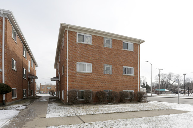 137 50th Ave in Bellwood, IL - Foto de edificio - Building Photo