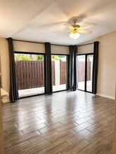 51 Meadows Dr in Boynton Beach, FL - Foto de edificio - Building Photo