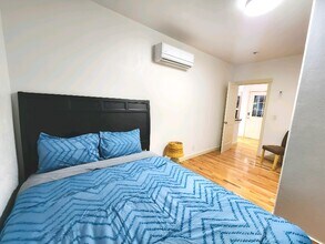 1565 Thomas Rd in Medford, OR - Building Photo - Building Photo